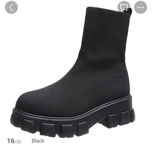 NWOB~Women's Black Sock Bootie